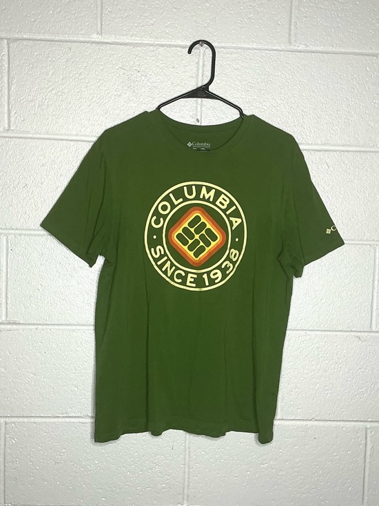 Columbia Other - < Columbia Sportswear Green Circle Logo Men’s T-Shirt Size Large >